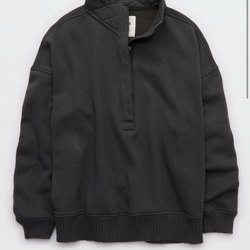 Aerie Black pullover Sweatshirt